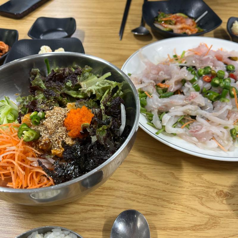 막회와 비빔밥