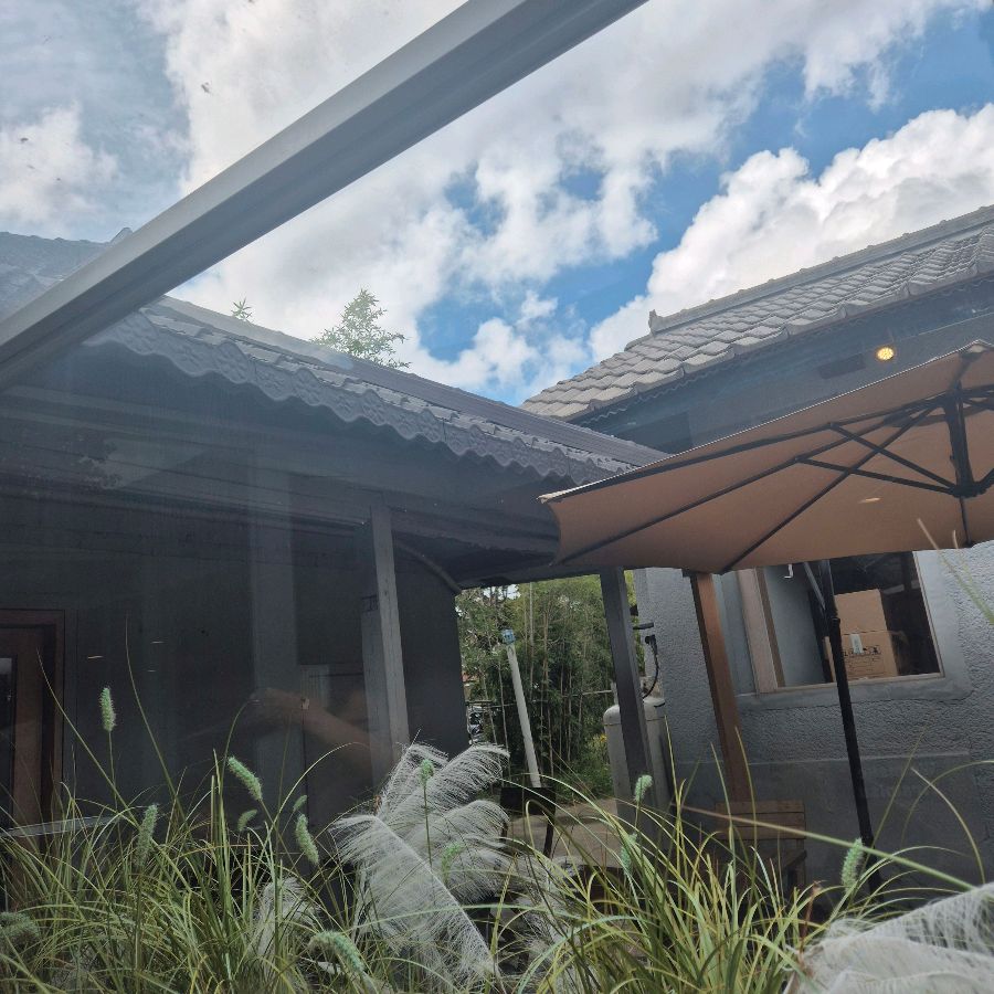 비범의 외부 전경, 한옥의 멋