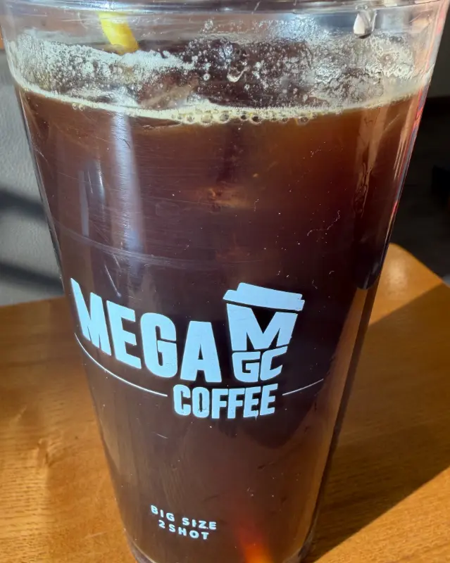 시원한 아이스 아메리카노