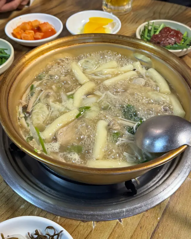 닭한마리 전체샷