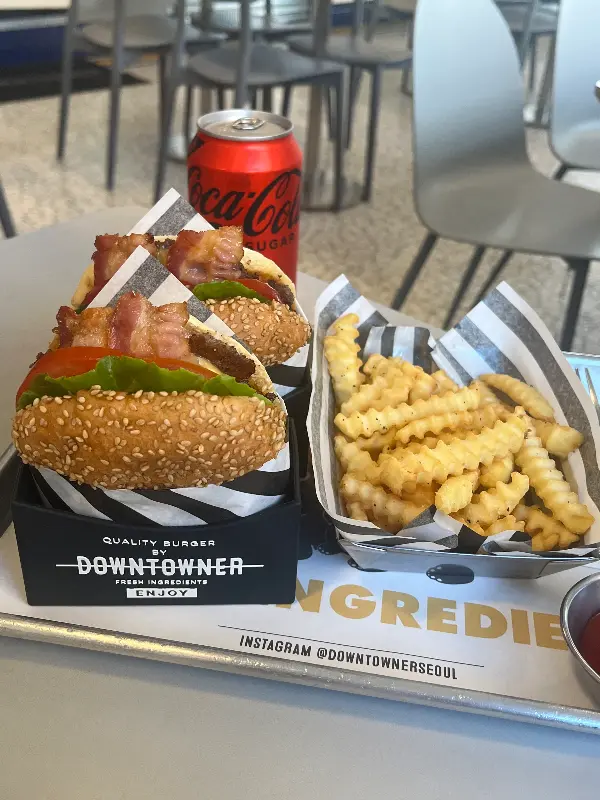 햄버거와 감자튀김