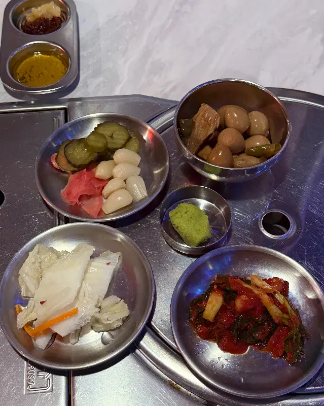 다채로운 밑반찬