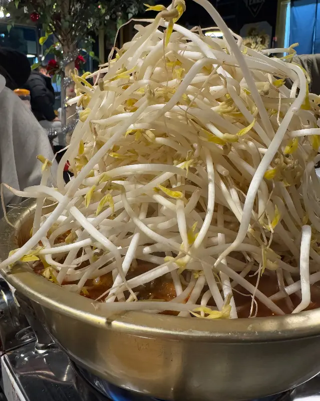 산더미처럼 쌓인 숙주