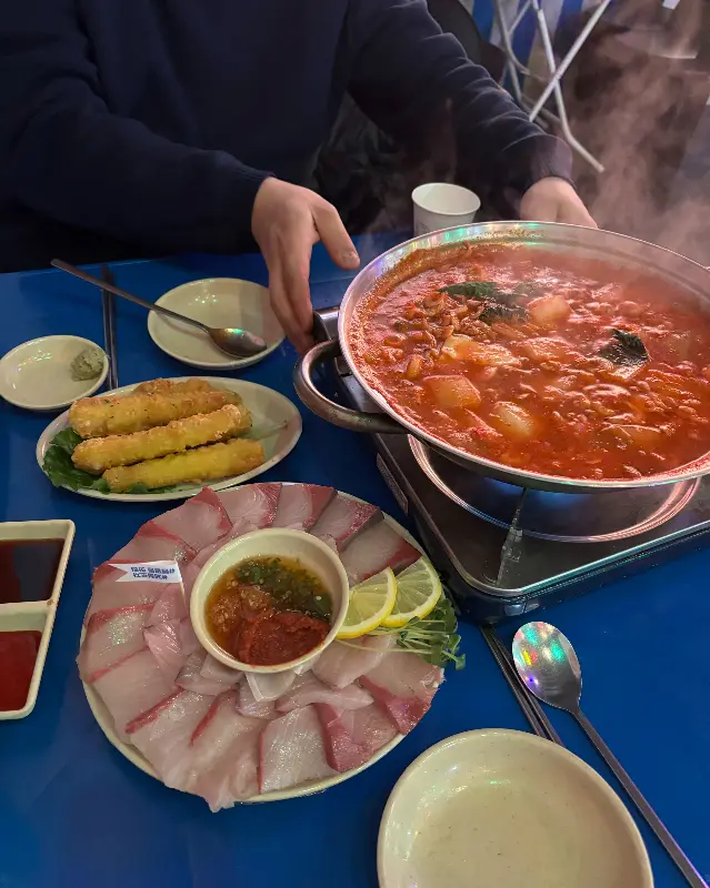 해물라면과 방어회