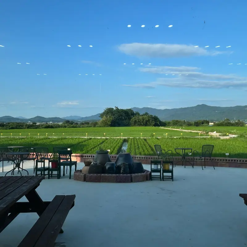 미실란 야외 테이블