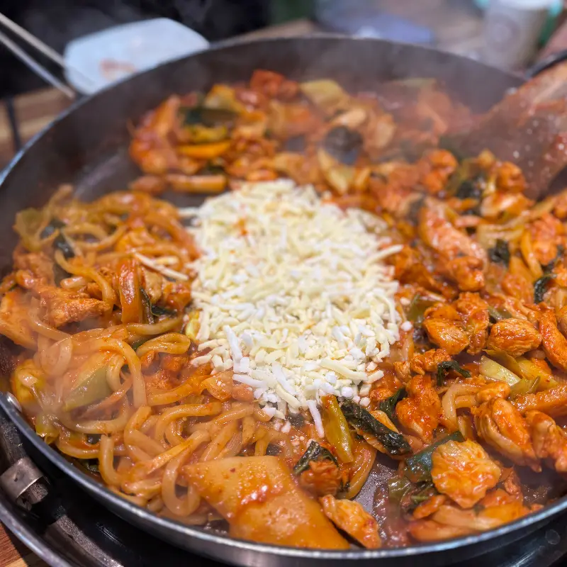 치즈와 우동 사리