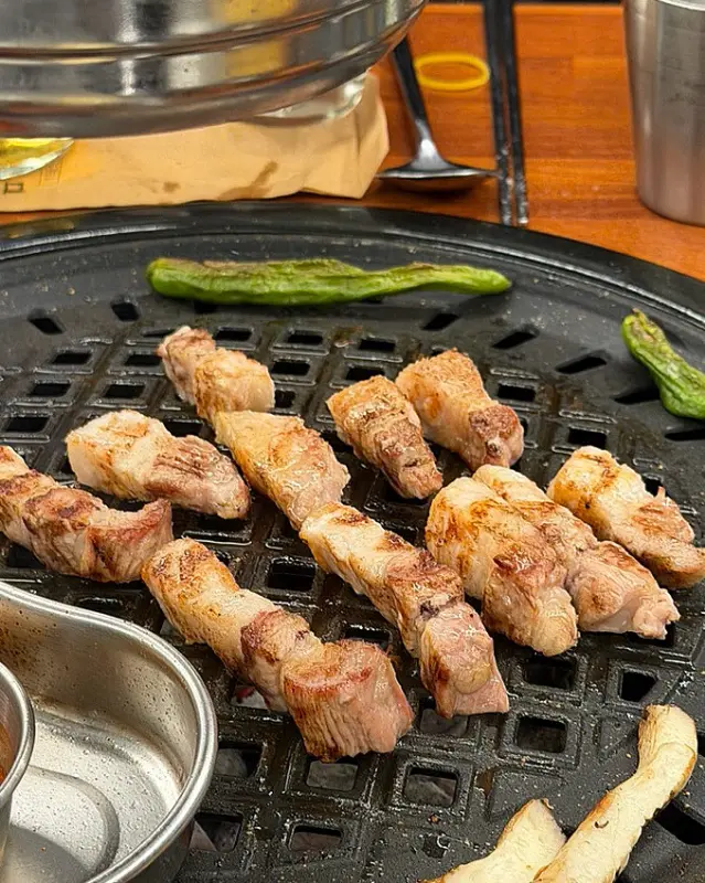 먹기 좋게 잘려진 고기