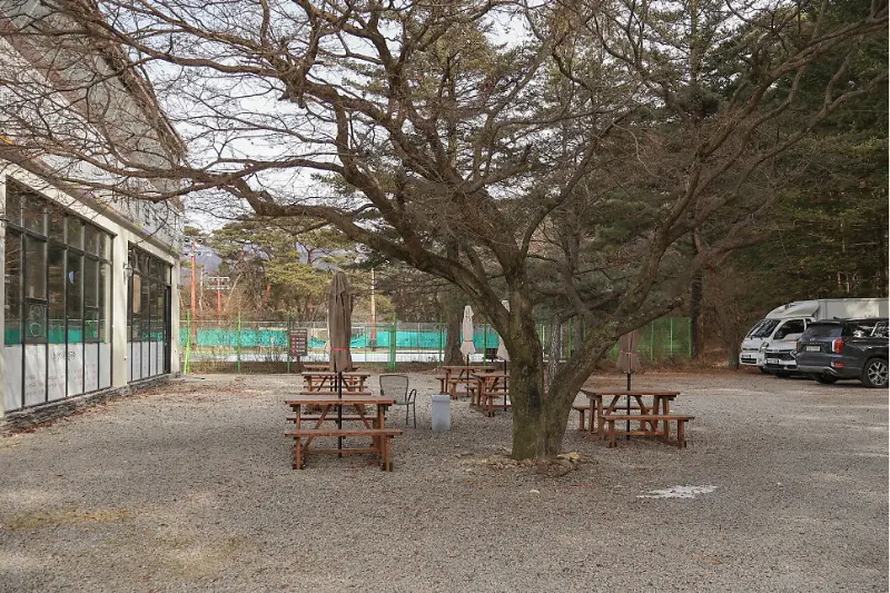 넓은 야외 공간