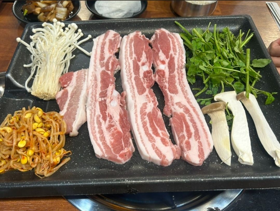 대패어때 맛있는 삼겹살 한상차림