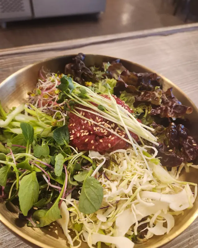 육회비빔밥