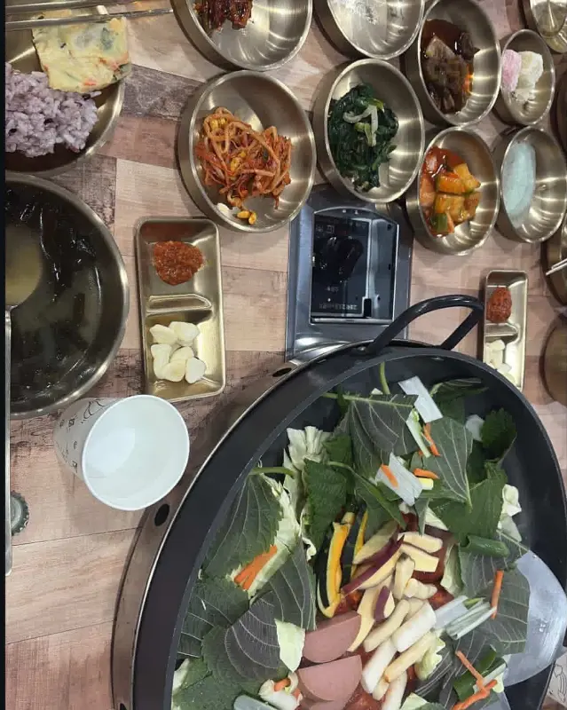 푸짐한 한상차림