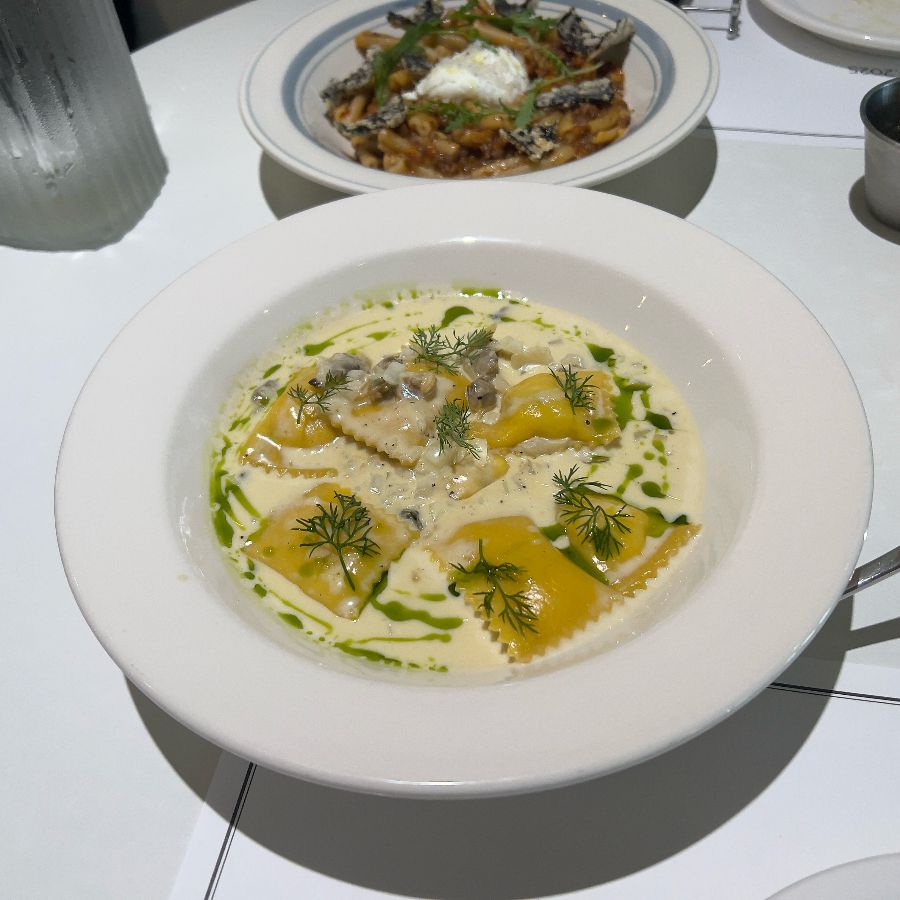 바지락 크림 아뇰로티