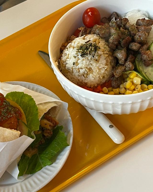 포케와 샌드위치