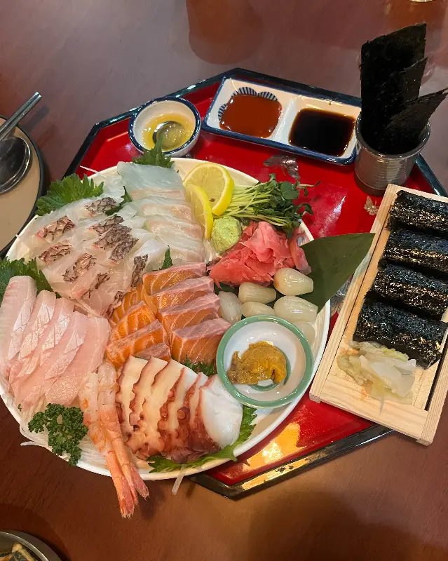 신선한 숙성회 모듬