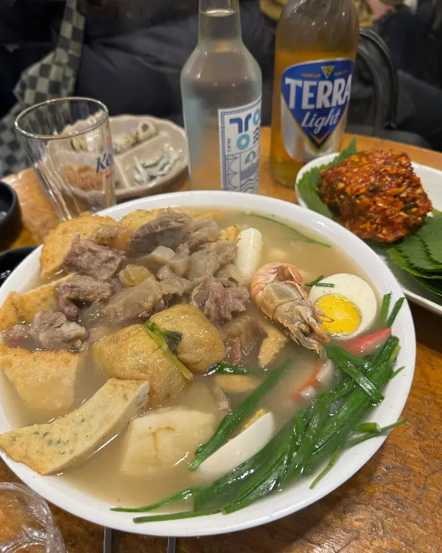 푸짐한 스지어묵탕 한 상