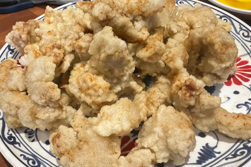 뽀얀 튀김옷을 입은 탕수육