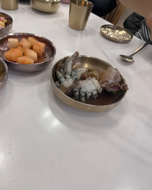 다시 봐도 먹음직스러운 밑반찬