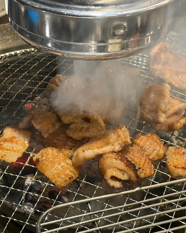 양념갈비 굽는 모습