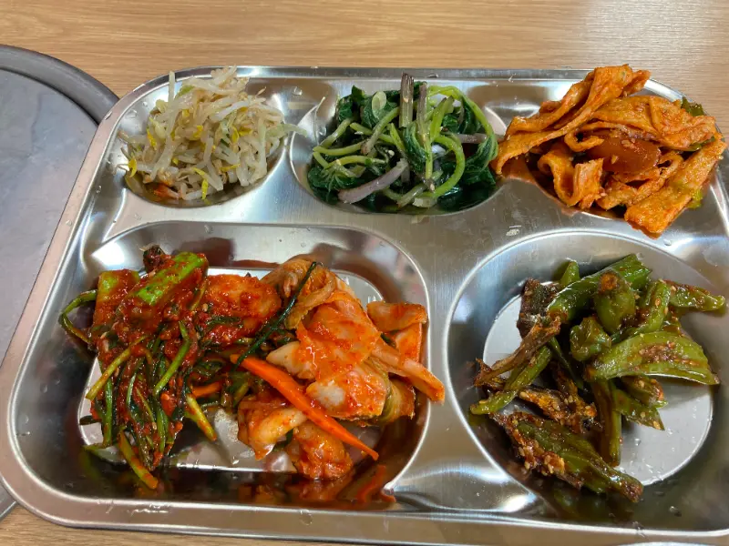 풍미식당 밑반찬