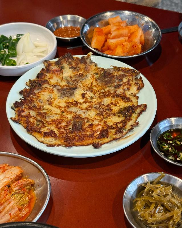 고소한 고기 녹두전