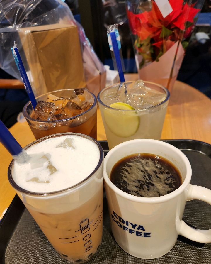 이디야 울산전하스위첸점 다양한 음료 메뉴