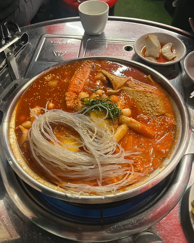 닭볶음탕과 당면