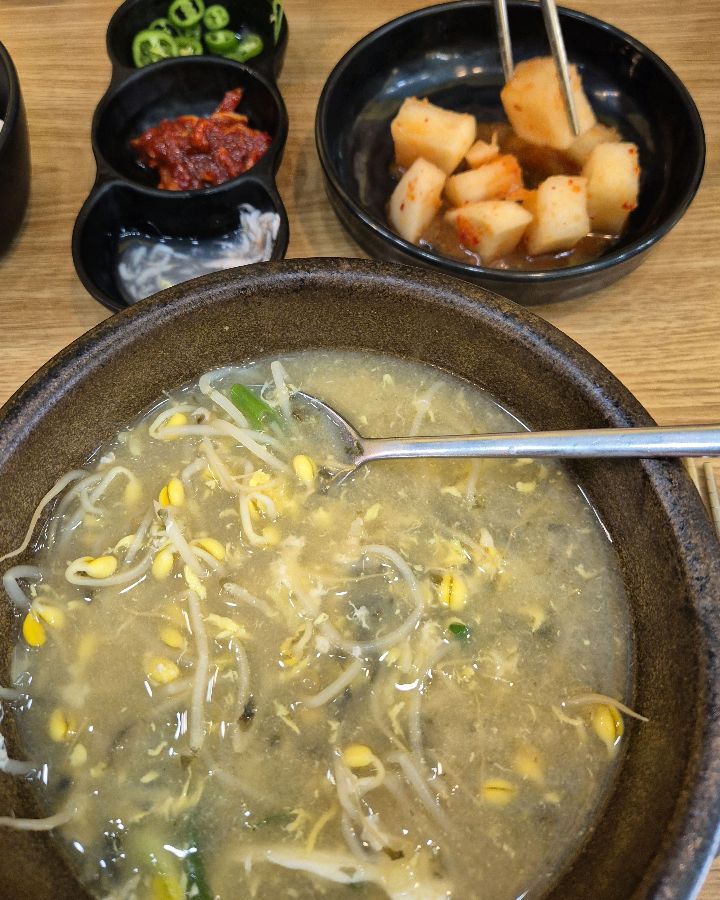 전주명가콩나물국밥 음성점 깍두기