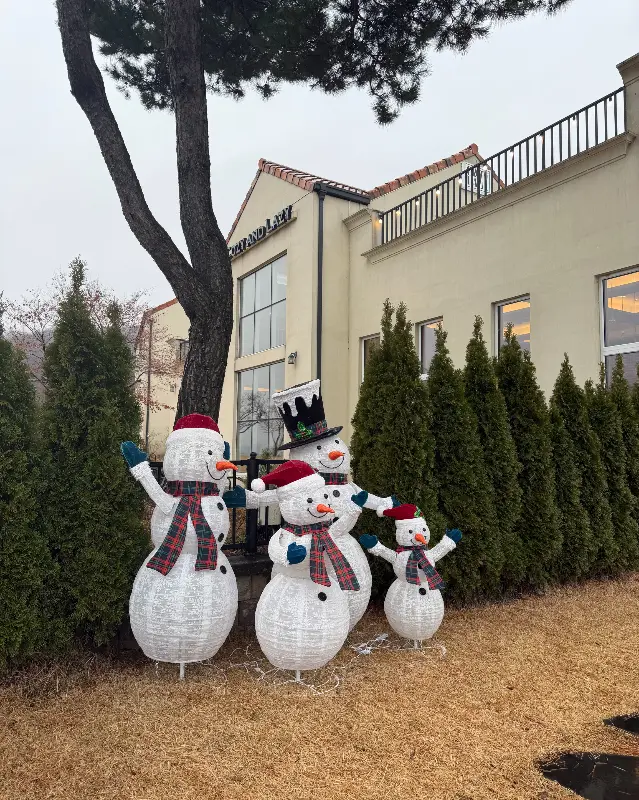 코지앤레이지 야외 공간