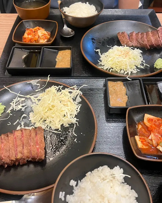 규카츠 정식 한 상 차림