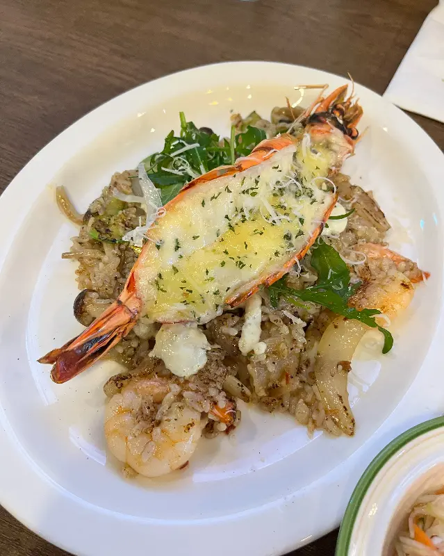 새우가 올라간 볶음밥