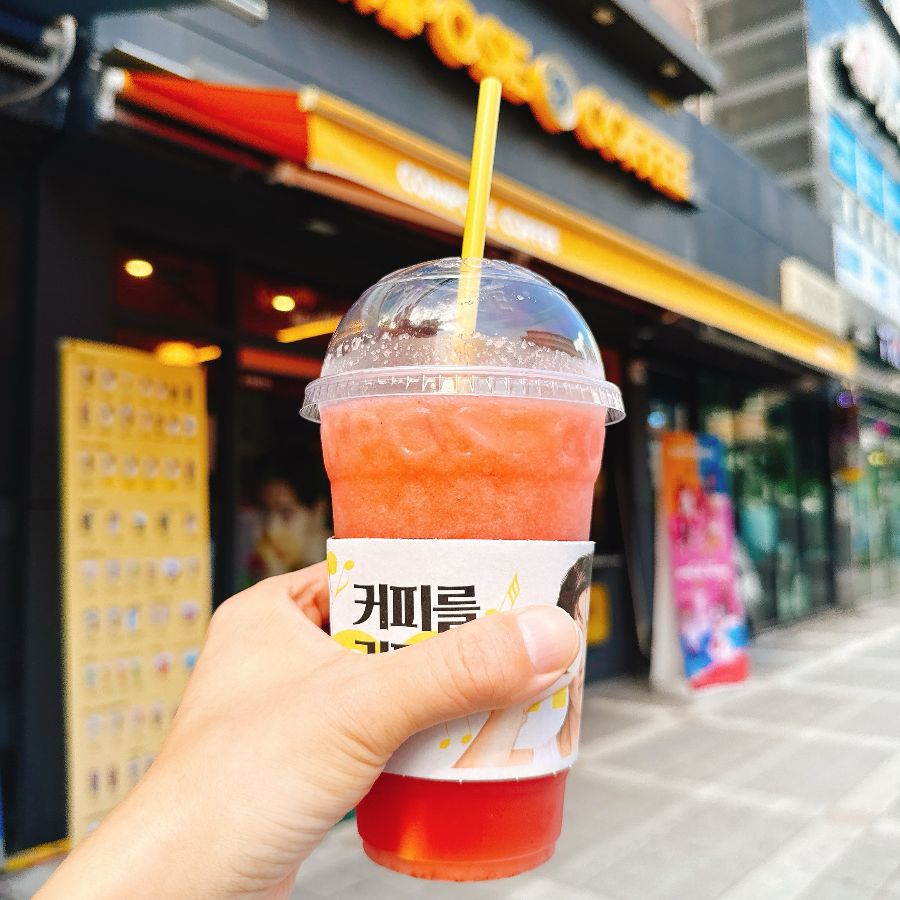 딸기 요거트 스무디