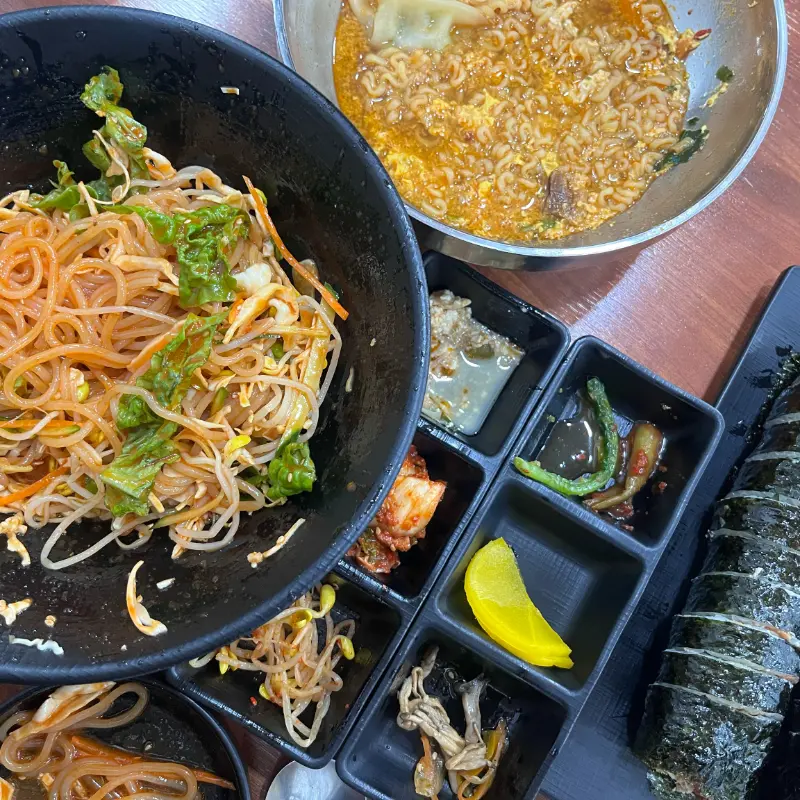 다채로운 밑반찬