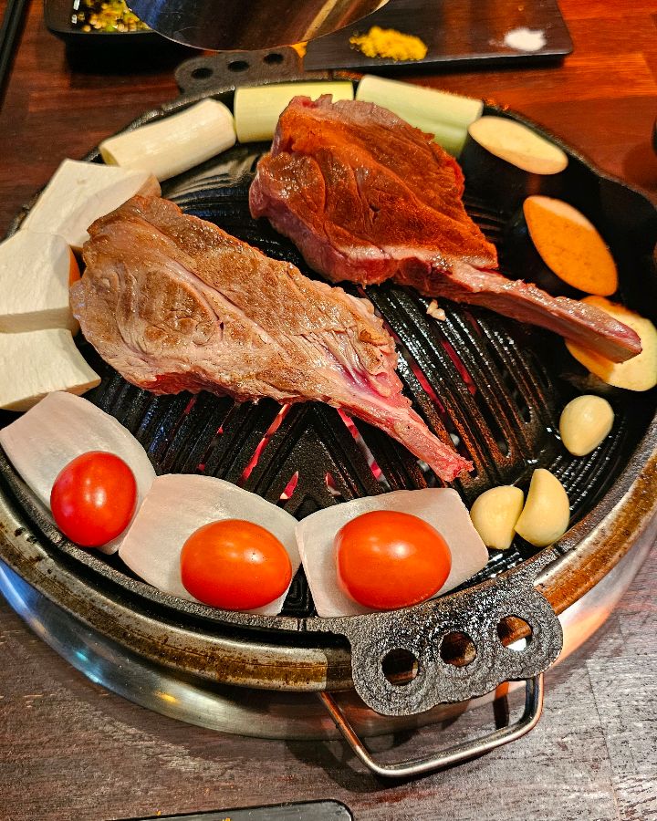 양갈비와 곁들여 먹는 소스