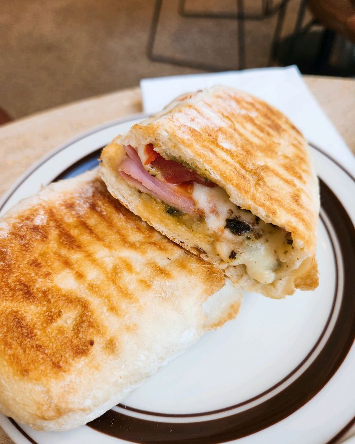 곤트란쉐리에 경기광주점의 파니니