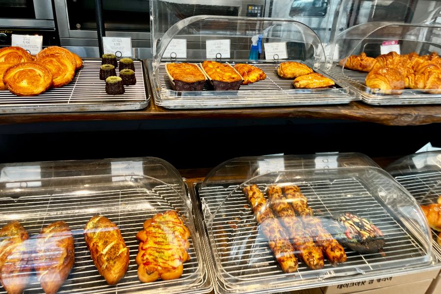 곤트란쉐리에 경기광주점의 테이블 세팅