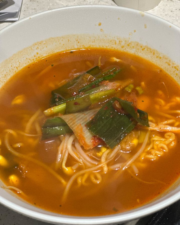 칼칼하고 시원한 그리던고기 해장 대파 라면