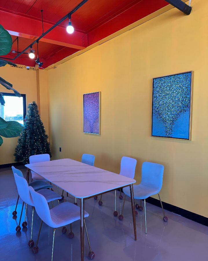 더선셋 내부 인테리어와 좌석 배치