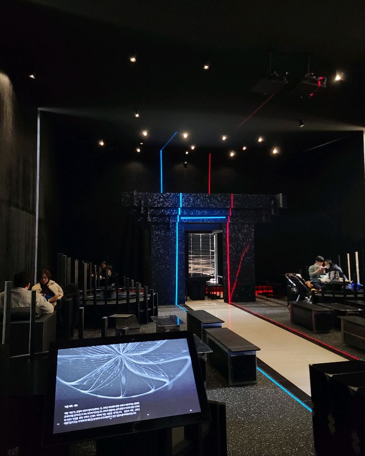 섹션 카페 디저트 케이크, 시선을 사로잡는 비주얼