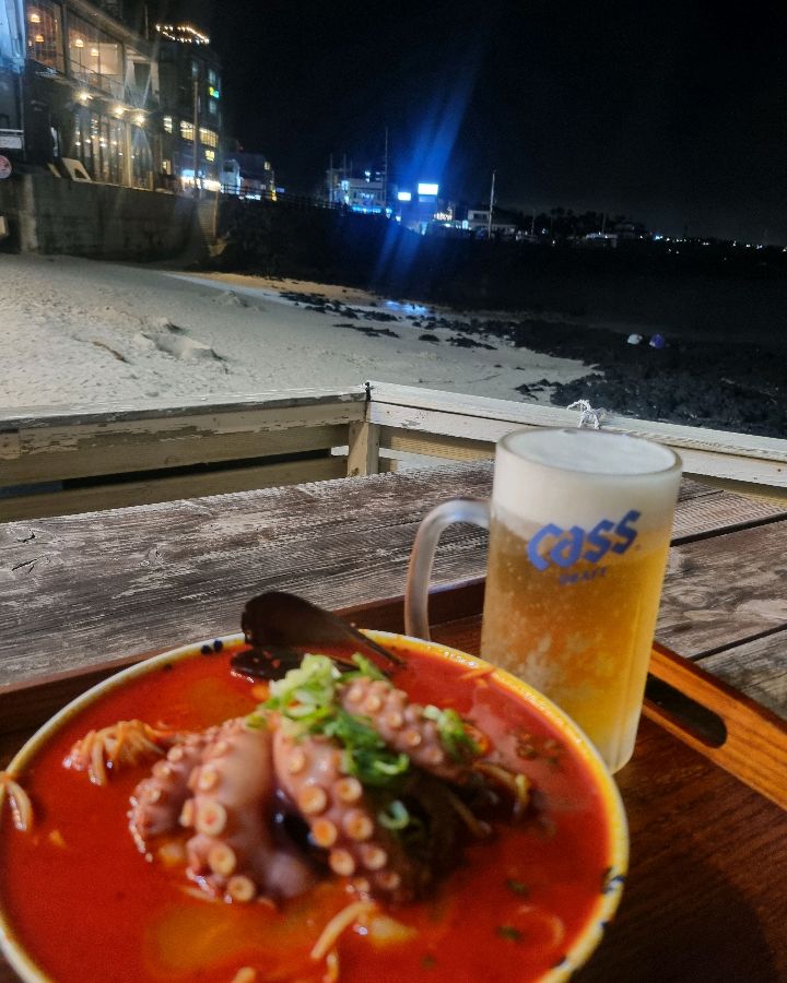 협재술집1번가 협재라면상회 밤바다와 맥주, 해물라면