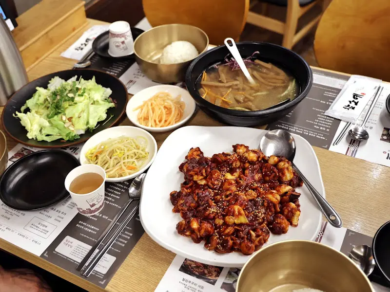 피자 쭈꾸미 세트 한상 차림