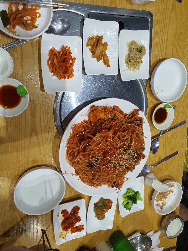 푸짐한 아구찜 한 상 차림