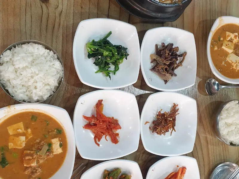 풍년식당 밑반찬