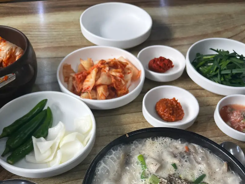 순대국 한 상 차림