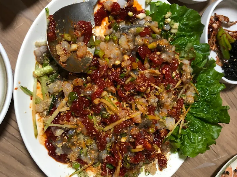 육낙탕탕이의 비주얼