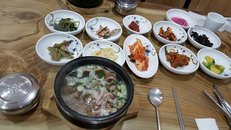 다양한 밑반찬 클로즈업