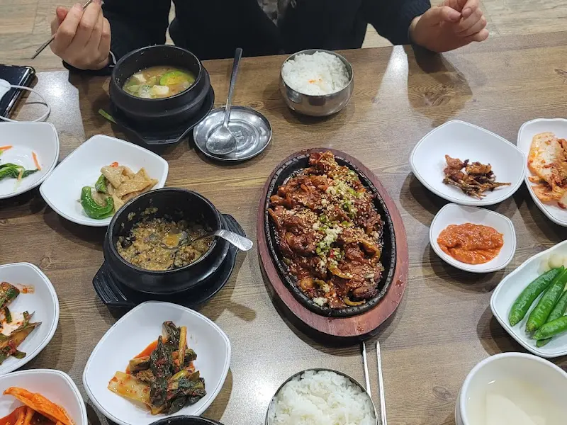 푸짐한 한 상 차림