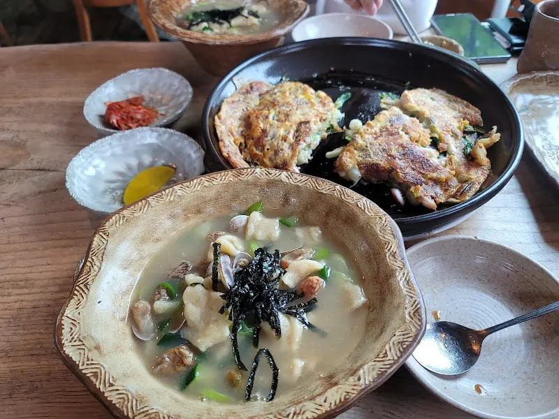 비빔냉면