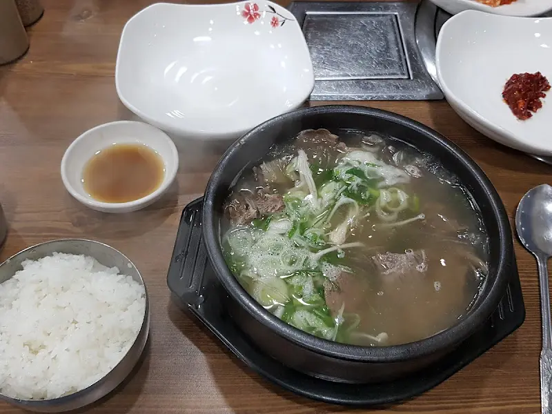 육회새싹비빔밥