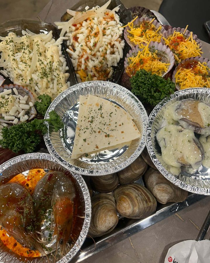 조개구이 한 상 차림