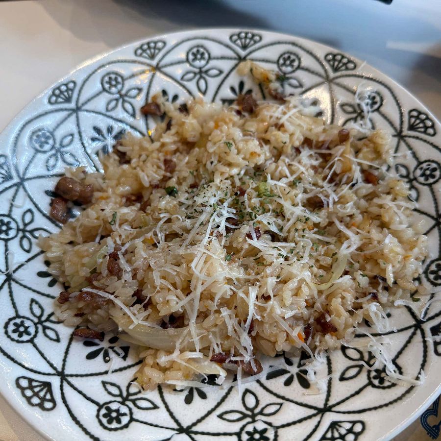 롤링파스타 앨리웨이 인천도화점 내부